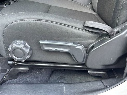 Used 2022 Jeep Wrangler Unlimited Sahara w/ Cold Weather Group image 12