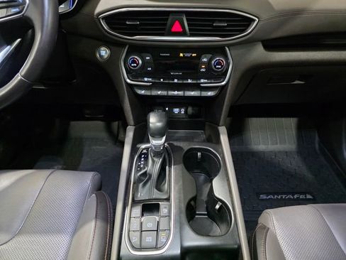Used 2020 Hyundai Santa Fe Limited AWD/4WD image 20