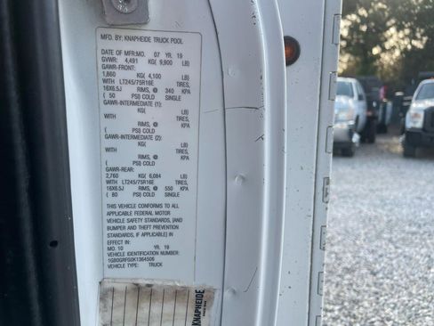 Used 2019 Chevrolet Express 3500 3500 Van 139, For Sale In Ral w/ Power Convenience Package image 44