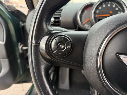 Used 2017 MINI Cooper Clubman w/ Premium Package image 32