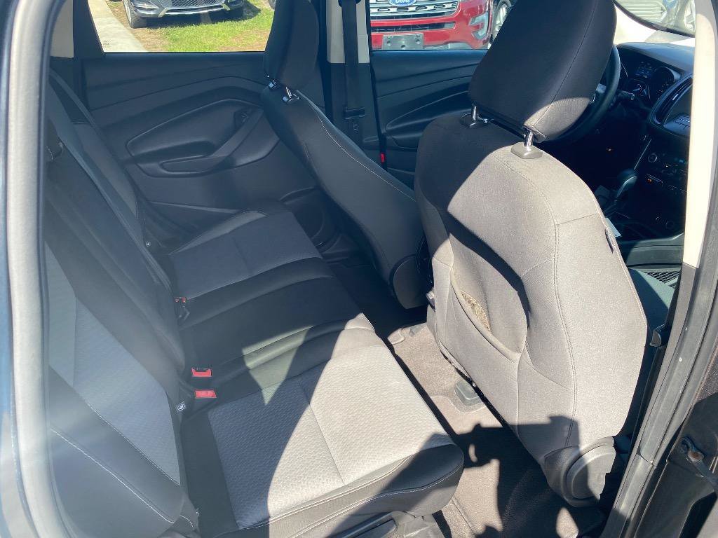 Used 2019 Ford Escape SE FWD image 20
