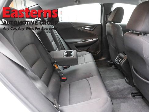 Used 2023 Chevrolet Malibu LT image 23