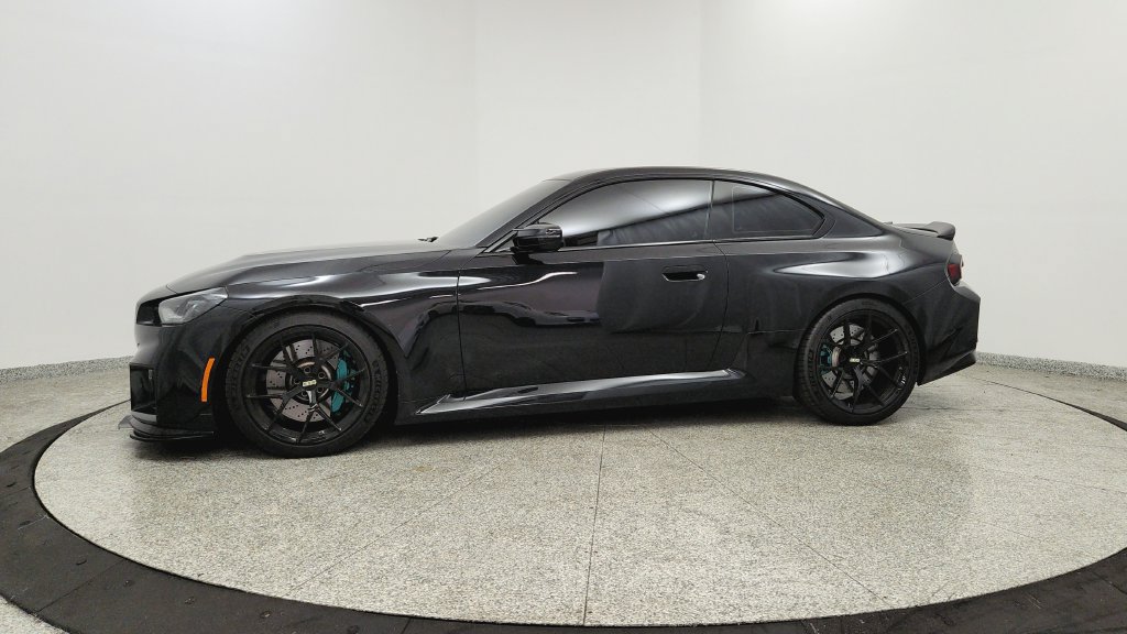Used 2023 BMW M2 w/ Lighting Package RWD image 2
