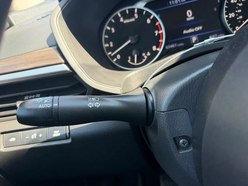Used 2023 Nissan Altima 2.5 SV FWD image 15
