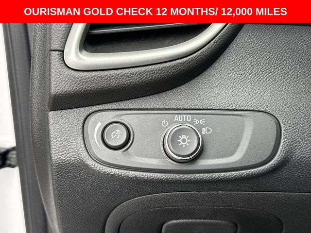 Used 2020 Chevrolet Trax LT AWD/4WD image 26