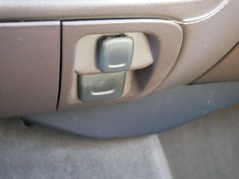 Used 2015 GMC Sierra 1500 SLT w/ SLT Preferred Package image 22