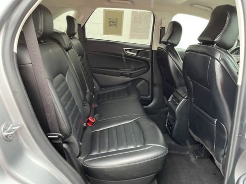 Used 2024 Ford Edge SEL w/ Convenience Package image 30