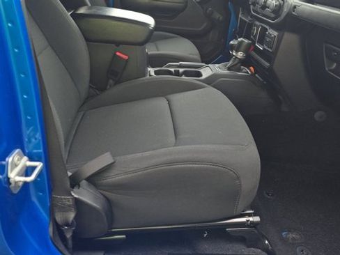 Used 2021 Jeep Gladiator Sport image 5