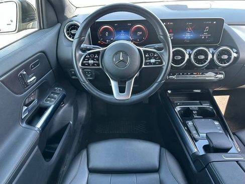 Used 2021 Mercedes-Benz GLA 250 w/ Premium Package image 10