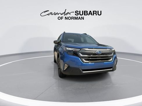 Used 2026 Subaru Forester Premium AWD/4WD image 3