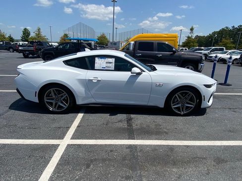 New 2026 Ford Mustang GT RWD image 8