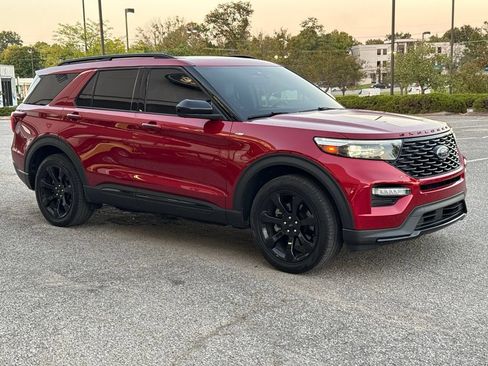 Used 2023 Ford Explorer ST-Line w/ Class IV Trailer Tow Package AWD/4WD image 21