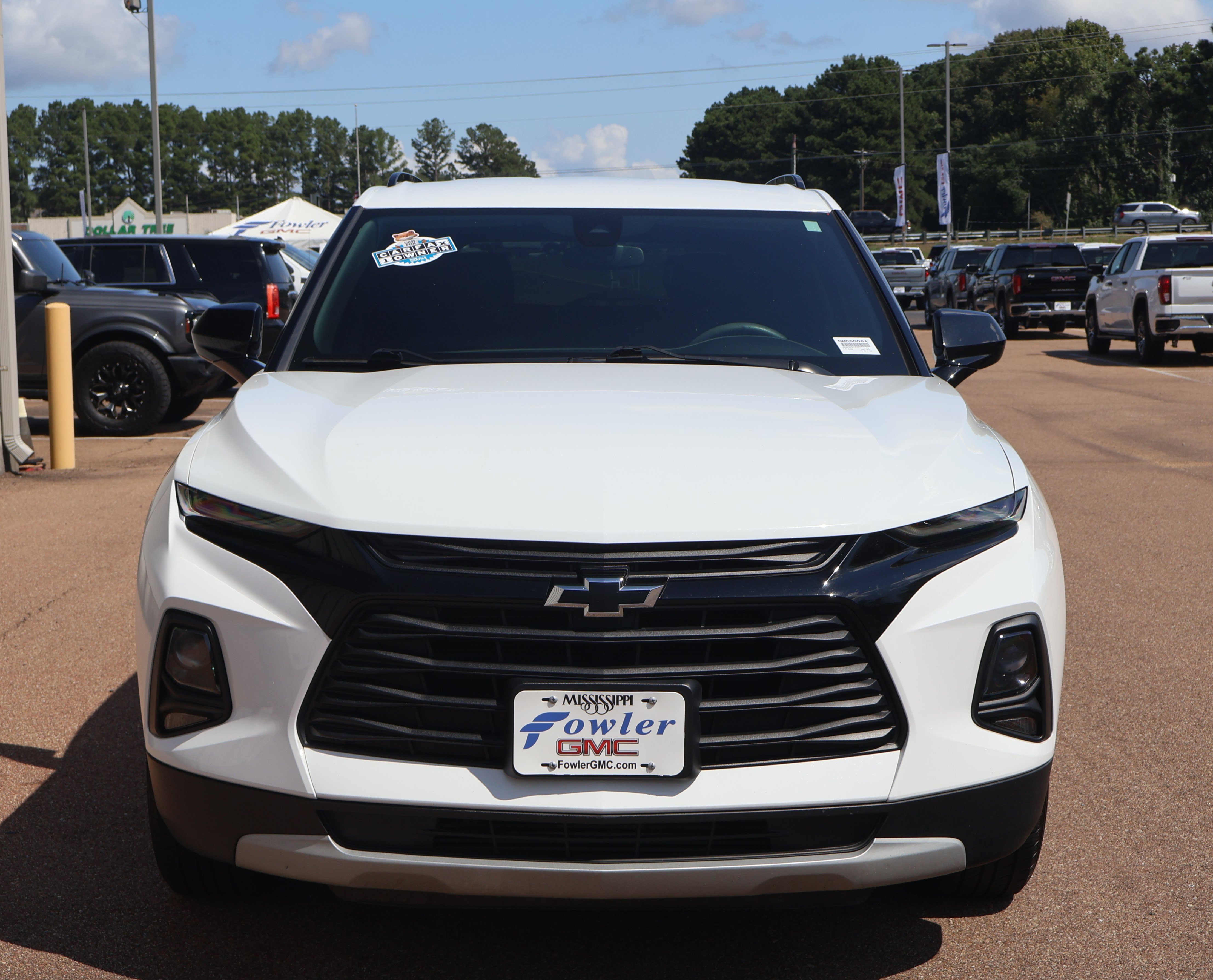Used 2022 Chevrolet Blazer LT w/ Midnight/Sport Edition FWD image 2