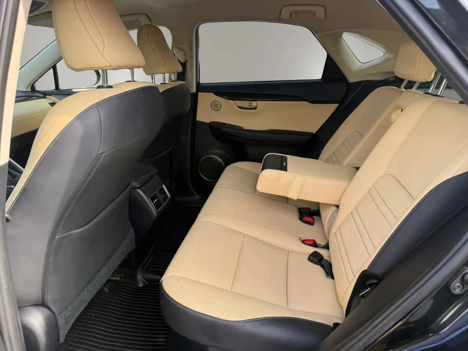 Used 2019 Lexus NX 300 FWD image 31