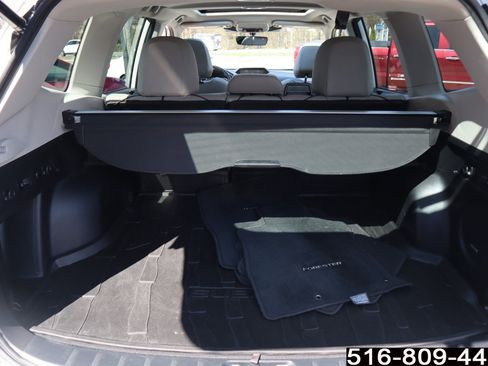 Used 2023 Subaru Forester Limited AWD/4WD image 27