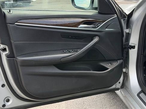 Used 2018 BMW 540i xDrive w/ Premium Package AWD/4WD image 21