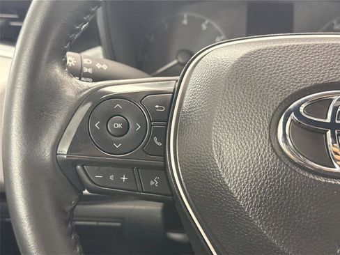 Certified 2025 Toyota Corolla SE image 17