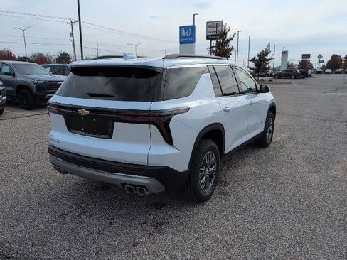 New 2026 Chevrolet Traverse LT w/ LPO, Floor Liner Package image 17