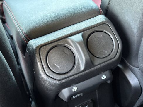 Used 2023 Jeep Wrangler Unlimited Rubicon 4xe AWD/4WD image 35