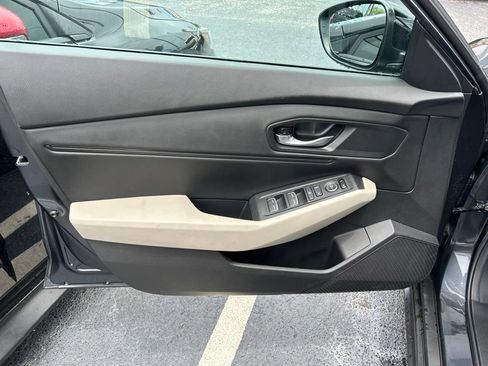 Used 2025 Honda Accord SE image 17