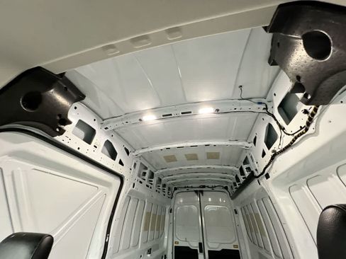 Used 2022 Ford Transit 250 148 High Roof Extended AWD image 22