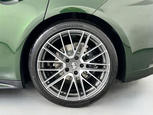 Certified 2026 Porsche Panamera image 12