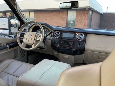 Used 2008 Ford F250 Lariat image 29