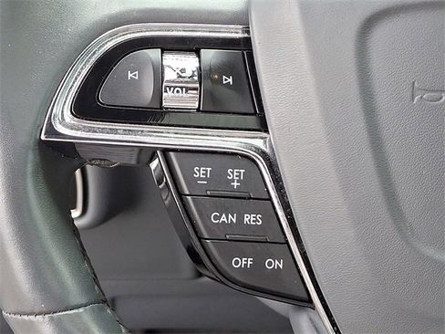 Certified 2022 Lincoln Nautilus Reserve image 23