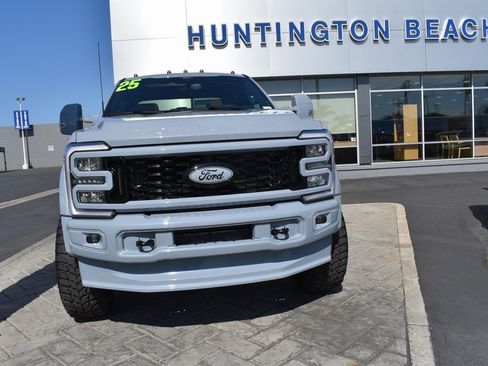 Used 2025 Ford F450 Lariat w/ FX4 Off-Road Package image 29