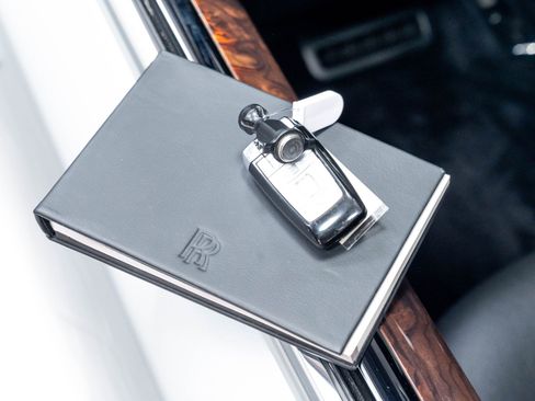 Used 2012 Rolls-Royce Ghost RWD image 93