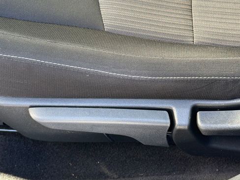 Used 2025 Nissan Sentra SV image 13