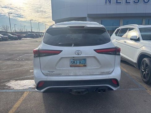 Used 2021 Toyota Highlander XSE image 7