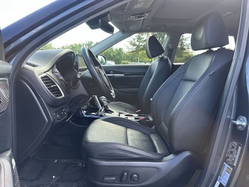 Used 2022 Kia Seltos SX w/ Sunroof Package AWD/4WD image 14