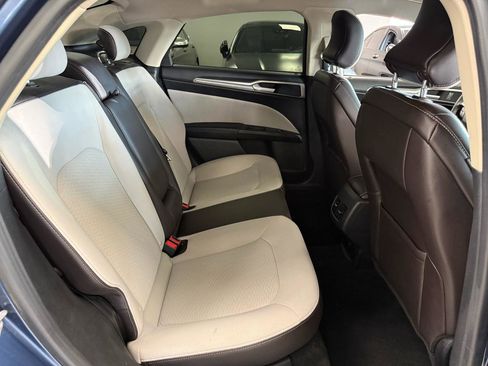 Used 2019 Ford Fusion SE w/ Equipment Group 151A image 19