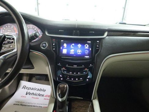 Used 2013 Cadillac XTS Premium AWD/4WD image 15
