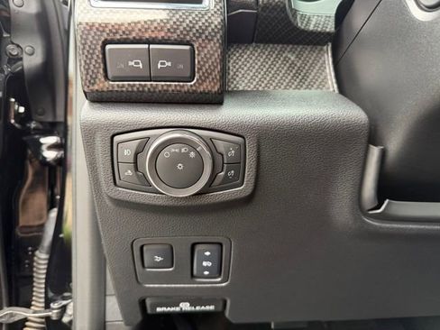 Used 2017 Ford F250 Lariat w/ Lariat Ultimate Package image 15