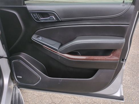 Certified 2020 GMC Yukon XL SLT image 28