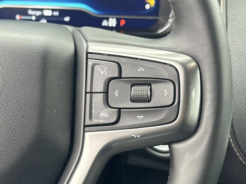 Certified 2024 Chevrolet Suburban Premier image 8