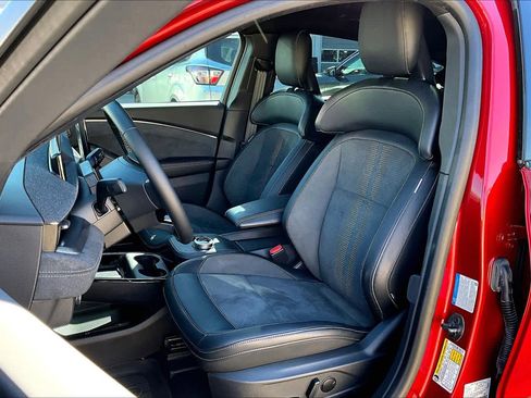 Certified 2023 Ford Mustang Mach-E GT w/ GT Performance Edition image 7