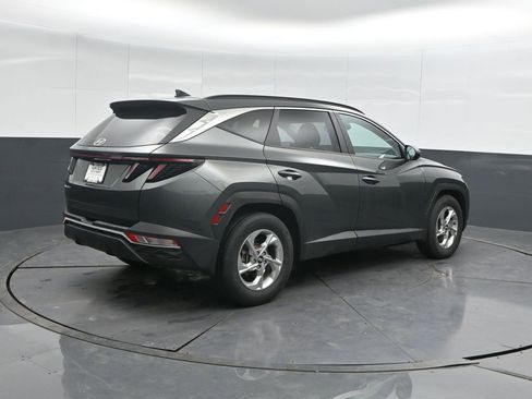 Used 2022 Hyundai Tucson SEL image 2