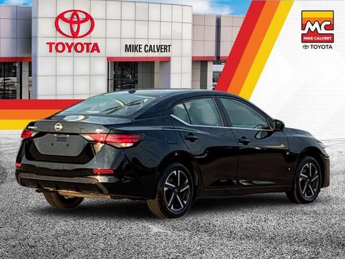 Used 2024 Nissan Sentra SV FWD image 5