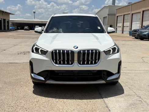 Used 2025 BMW X1 xDrive28i w/ Convenience Package AWD/4WD image 2