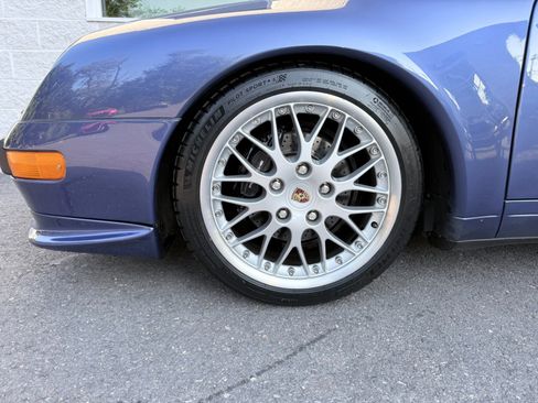 Used 1997 Porsche 911 Carrera RWD image 43
