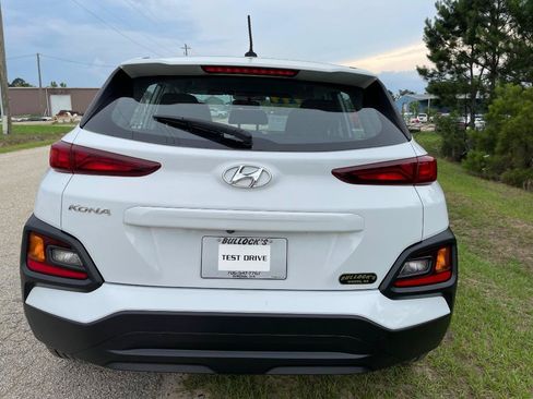 Used 2018 Hyundai Kona SE FWD image 4