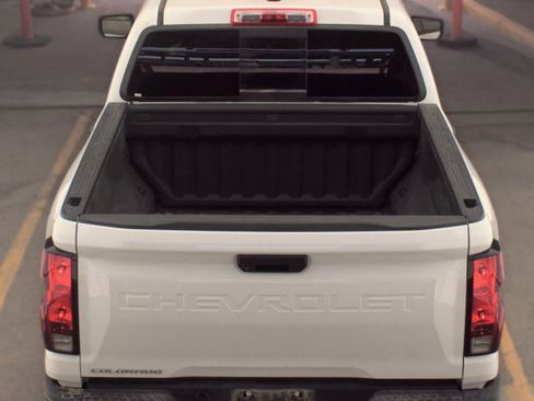 Used 2025 Chevrolet Colorado W/T w/ Advanced Trailering Package AWD/4WD image 11