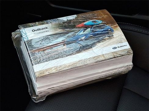 Used 2025 Subaru Outback Limited image 29