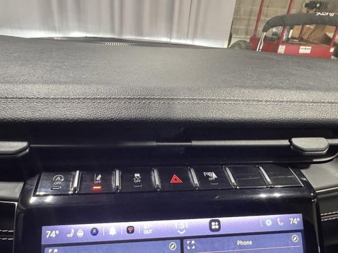 Used 2023 Jeep Grand Cherokee Limited w/ MOPAR Finishing Package image 15