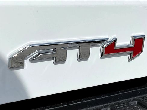 Certified 2025 GMC Sierra 1500 AT4 w/ AT4 Premium Package image 8