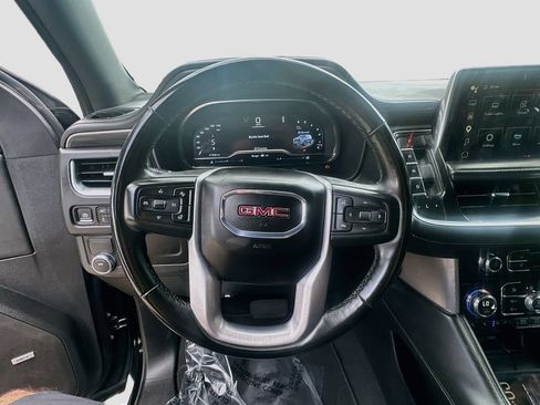 Certified 2024 GMC Yukon SLT w/ SLT Luxury Package RWD image 11