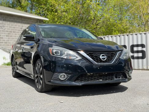 Used 2019 Nissan Sentra SR FWD image 1